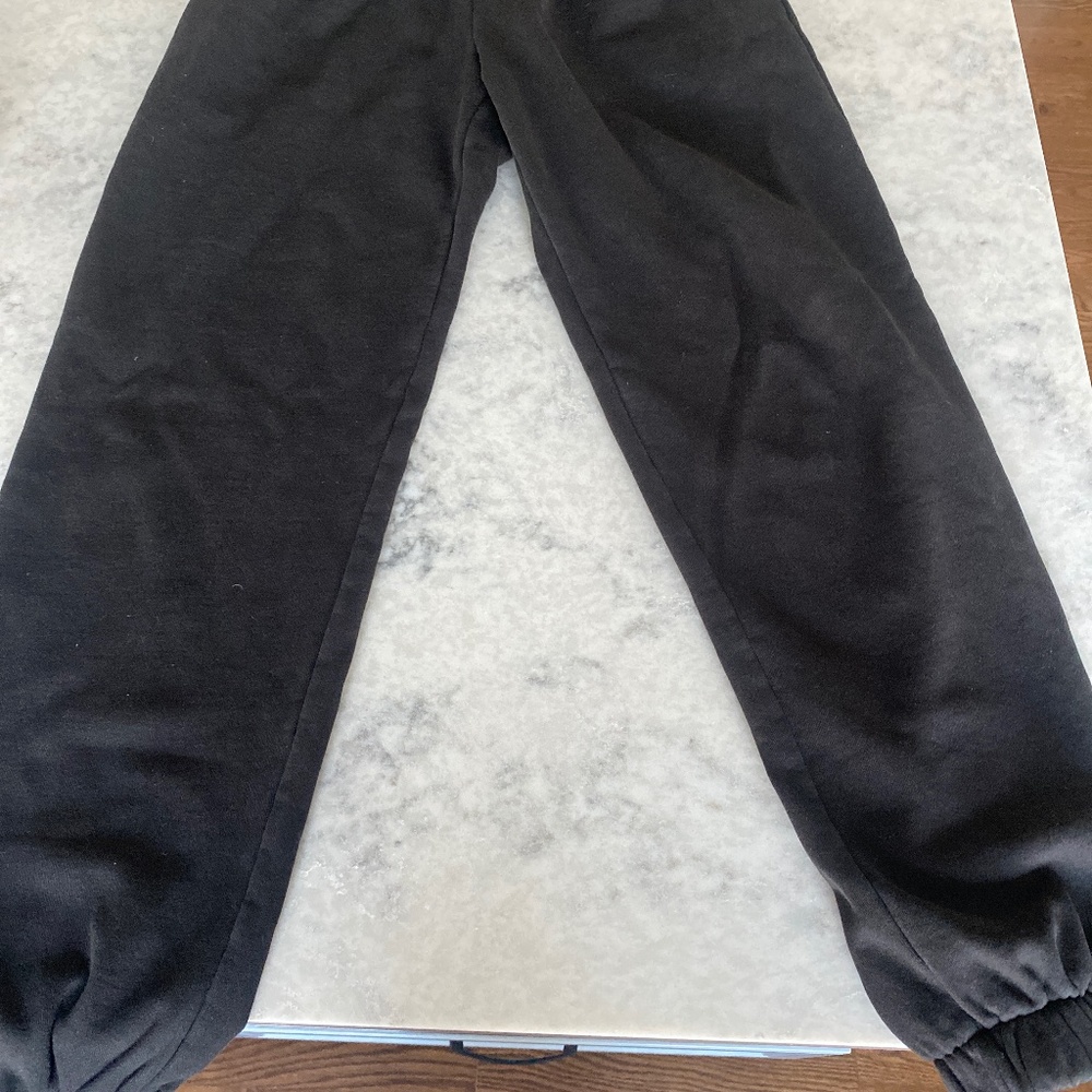 Brandy Melville sweatpants